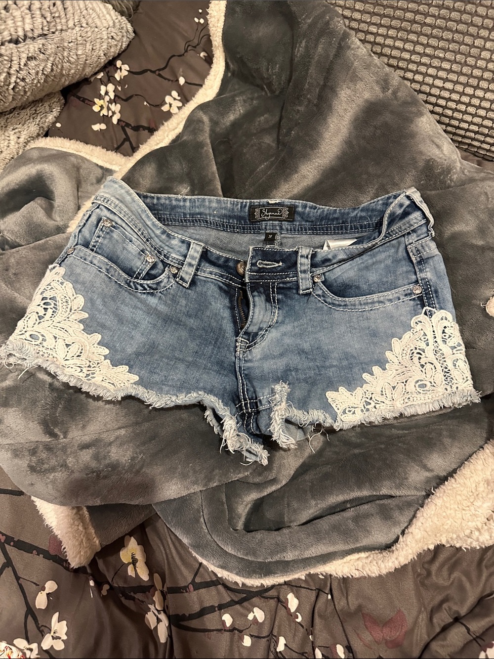 Shyanne Light Blue Denim Shorts with White Stitching